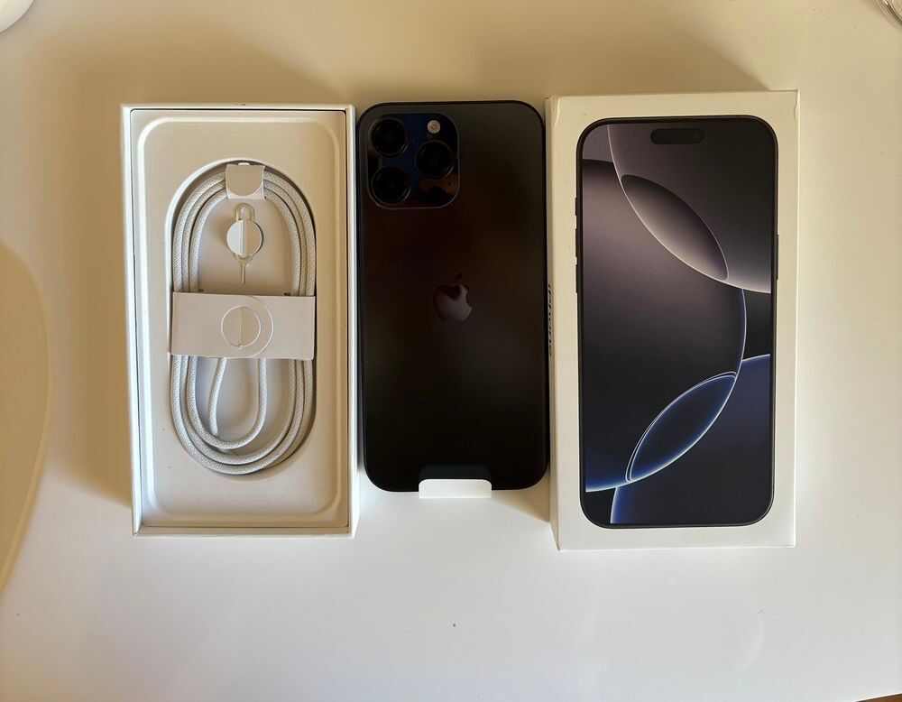 Iphone 16 Pro Max Noir, 512GO avec facture T�l�phones et tablettes