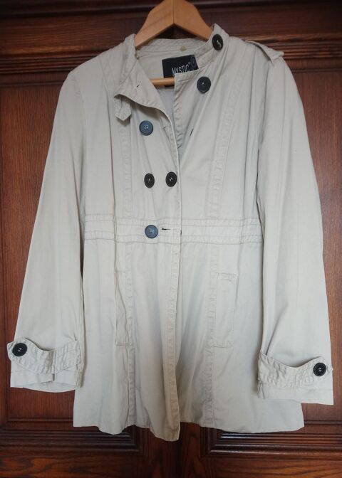 Trench imperm�able femme 15 La Courneuve (93)