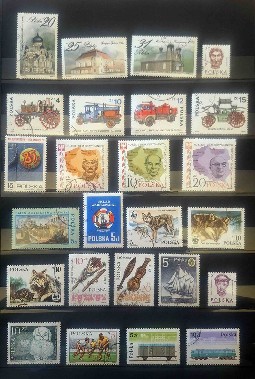 S&eacute;rie de timbres de collection de Pologne D 