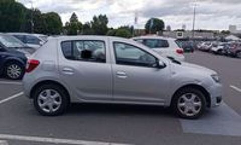 Sandero 1.5 dCi 90 E6 Laur&eacute;ate 2015 occasion 62000 Arras