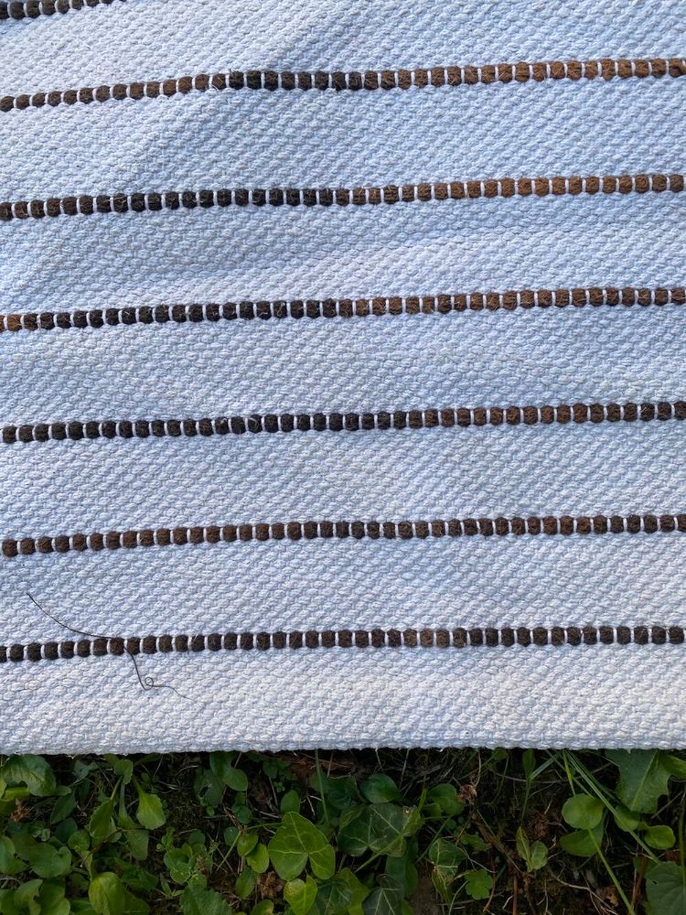 Joli tapis fait main Décoration