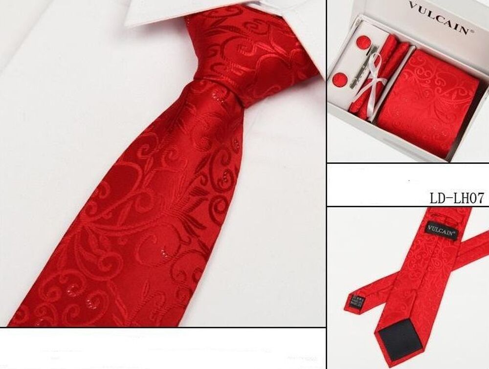 Cadeau cravate + pochette +&eacute;pingle +boutons manche Vtements