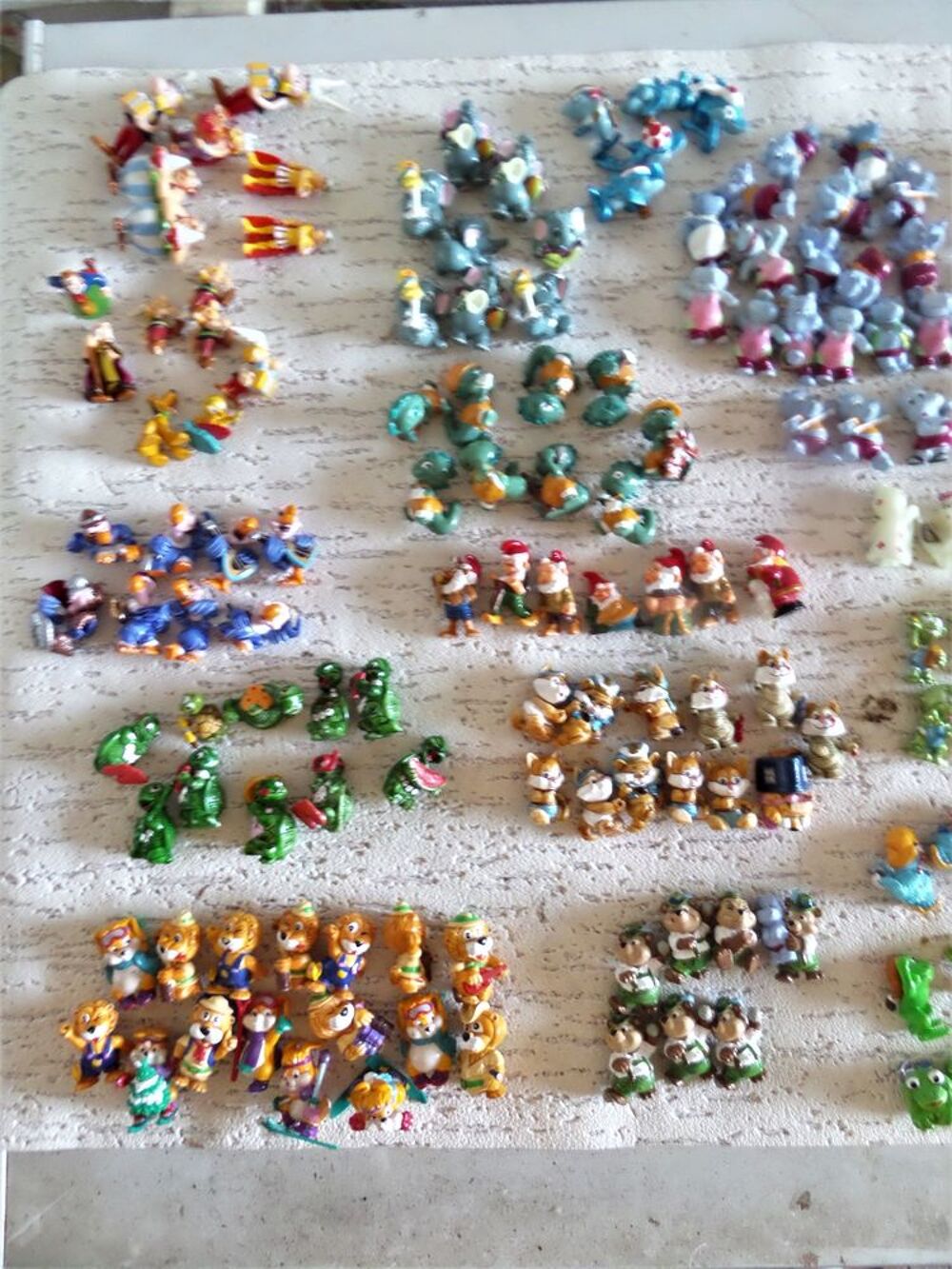 sujets KINDER SURPRISE 