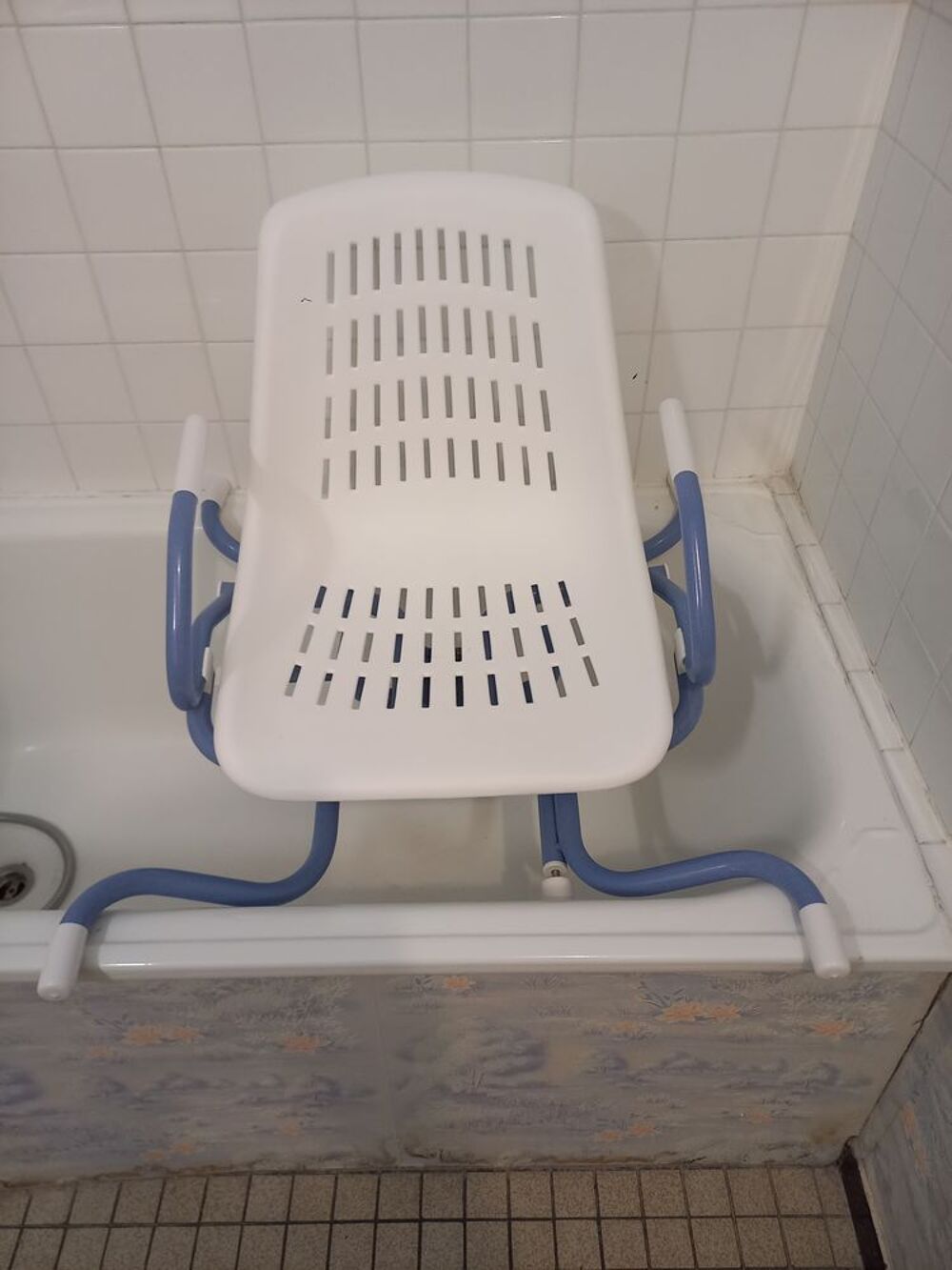 Si&egrave;ge de bain pivotant spidra 600 Meubles