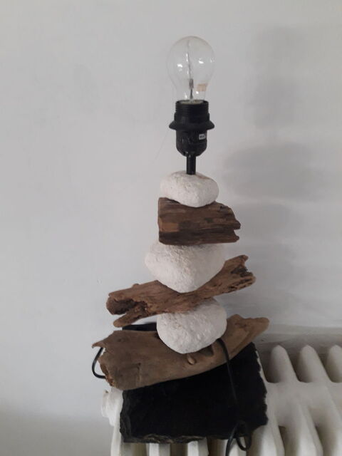 Lampe faite maison 50 La Mulati�re (69)