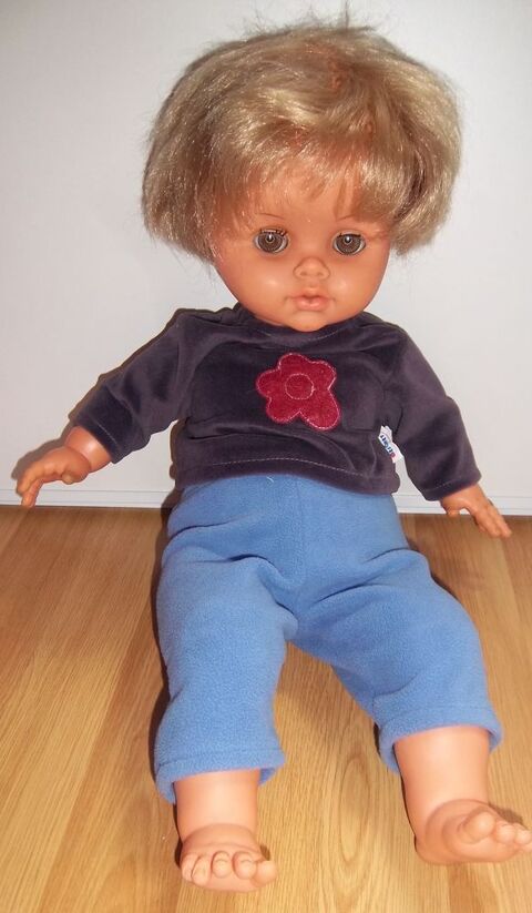 Brassi�re Berchet violette pour poupon 2 Colombier-Fontaine (25)