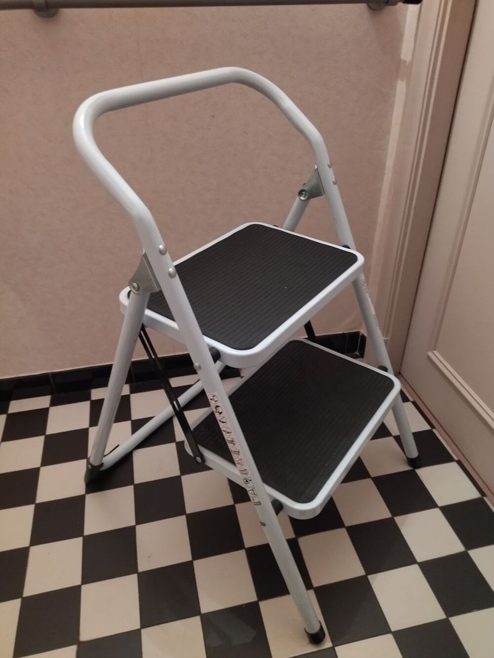 diable et escabeau Bricolage