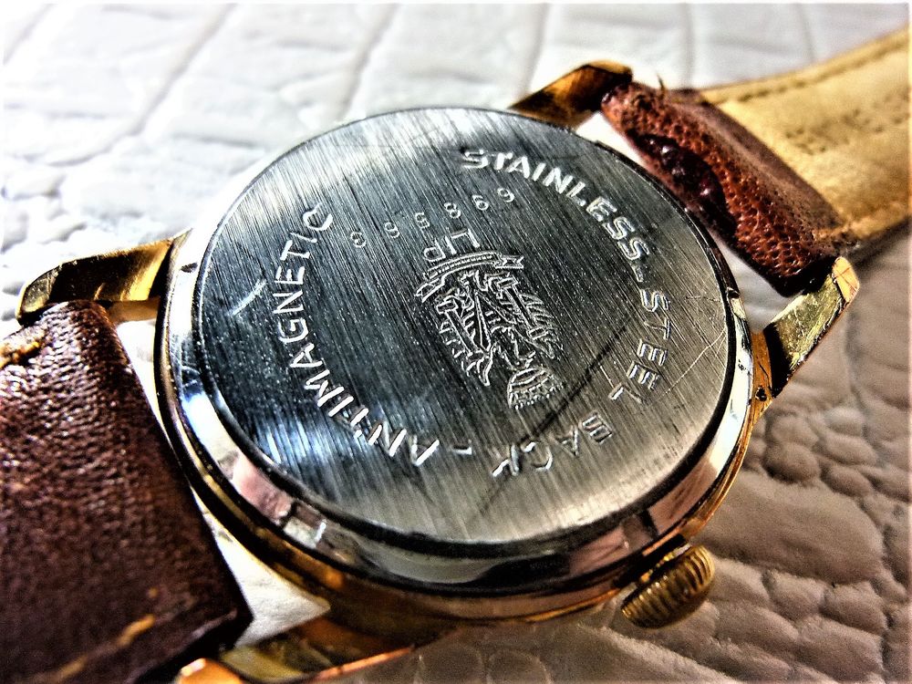 LIP R230 montre m&eacute;canique homme 1970 LIP1029 Bijoux et montres