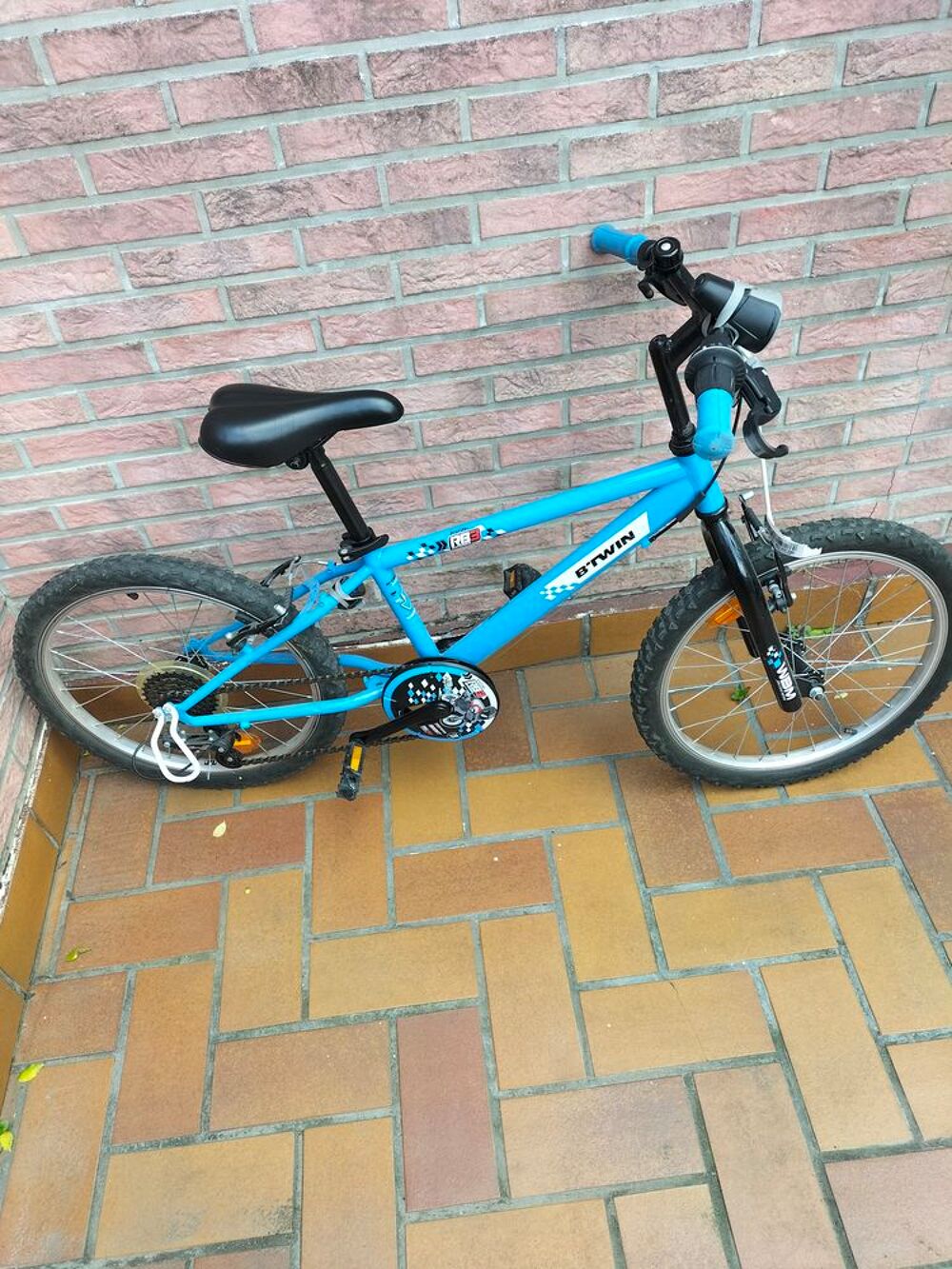 v&eacute;lo b twin 20 pouces Vlos