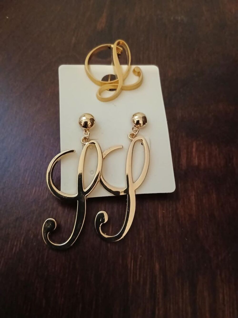  Boucles d'oreilles + broche lettre L N&deg; 1392 Bijoux et montres