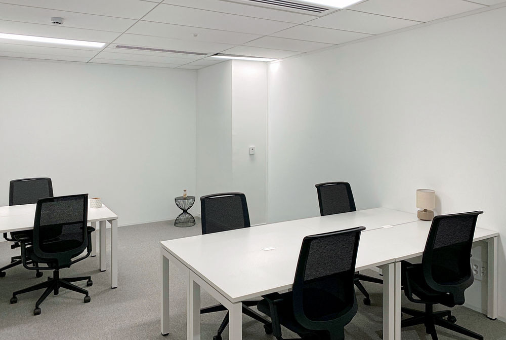   Un bureau au design remarquable pour 4personnes  Spaces Shake Building Lille