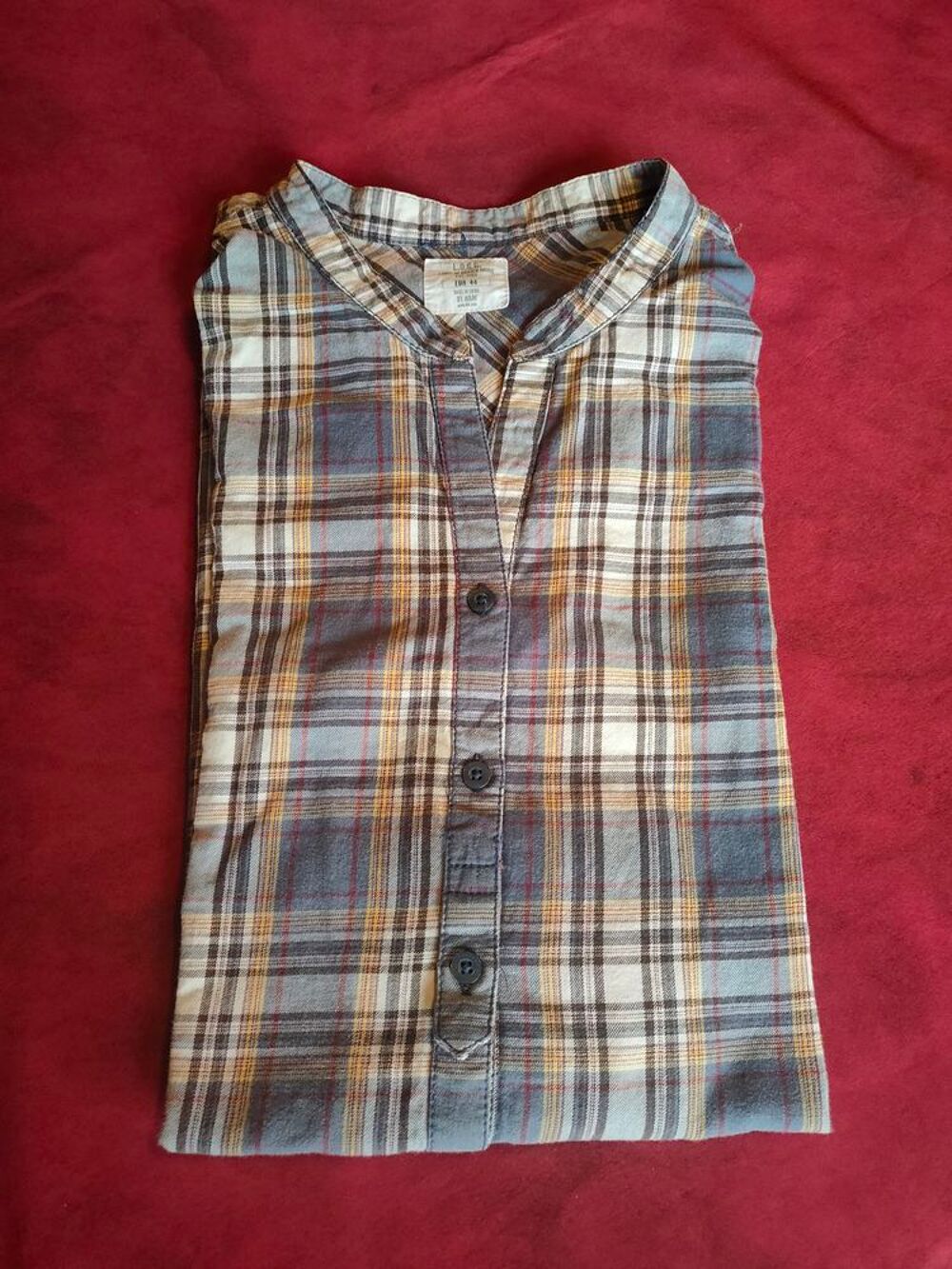 Chemise taille 44 Vtements