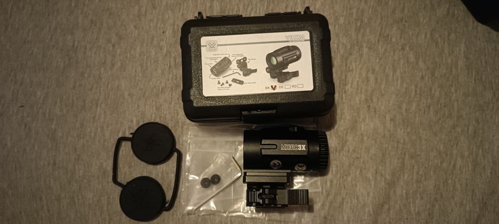 R&eacute;plique Airsoft Vortex Optique Magnifier x3 V3XM
Sports