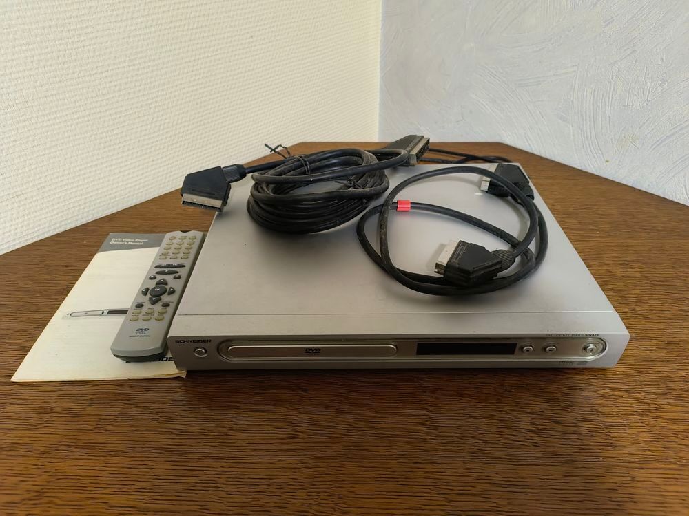 TV LCD TNT int&eacute;gr&eacute;e Wifi, D&eacute;codeur TNT, Lecteur DVD Photos/Video/TV