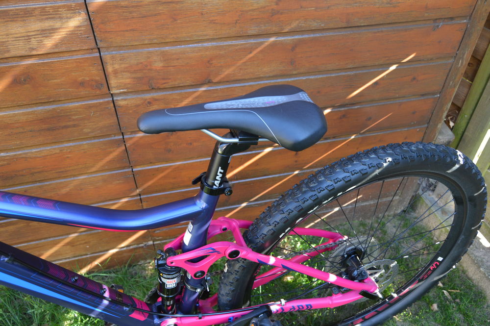 v&eacute;lo VTT giant 27.5 Vélos
