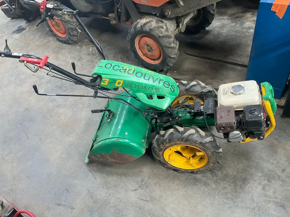 Motoculteur FERRARI mod&egrave;le 320 TRN GX200 Bricolage