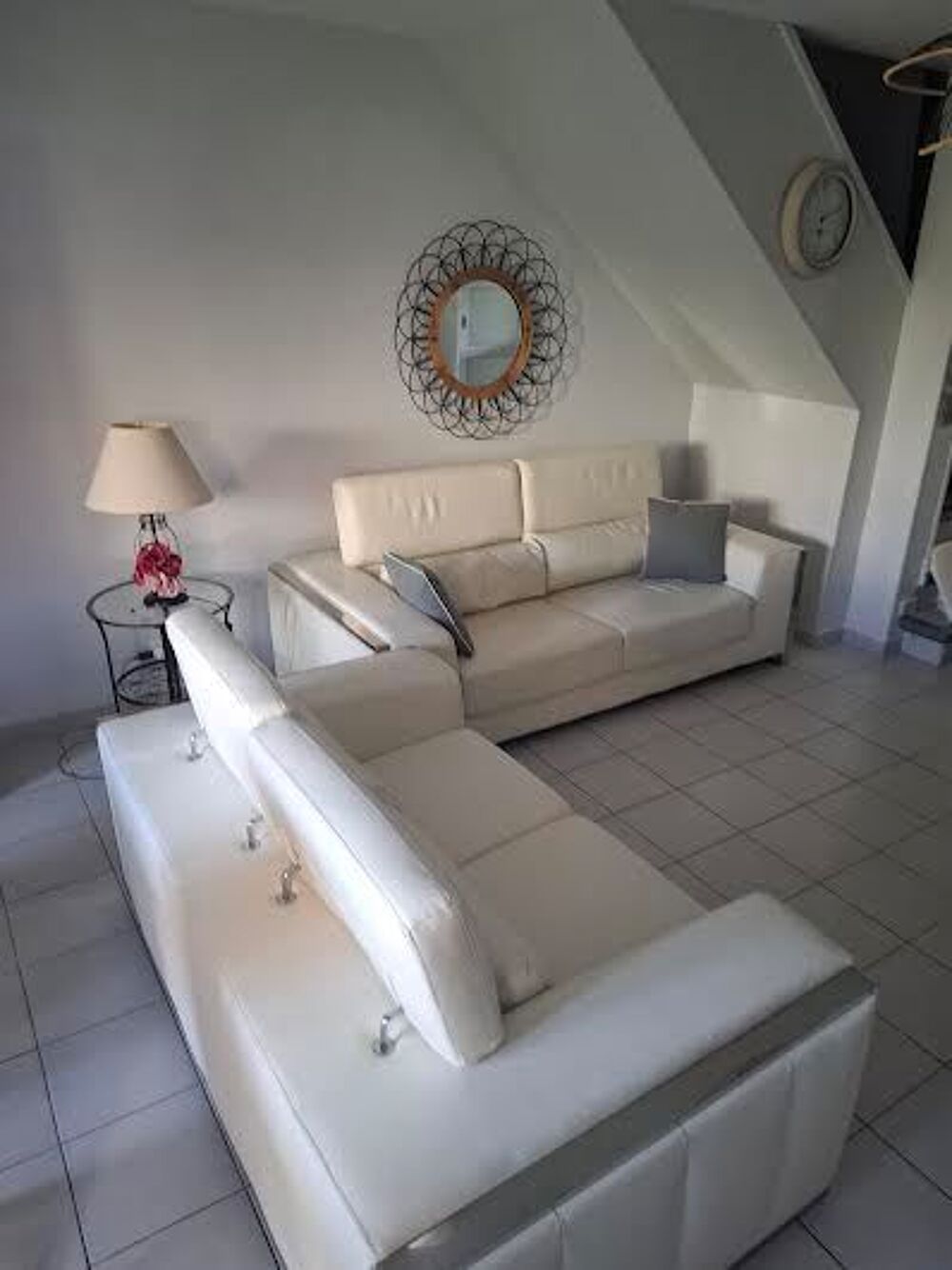 canape cuir blans Meubles