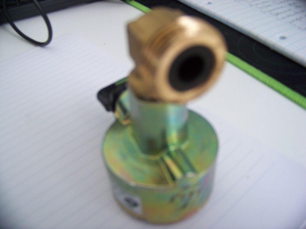 Achetez adaptateur bouteille occasion, annonce vente à SaintJeande