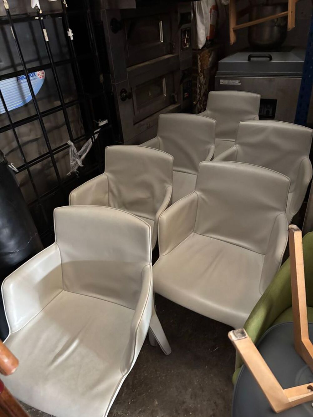 set de 6 fauteuils luxe cuir KNOLL collection GI Meubles