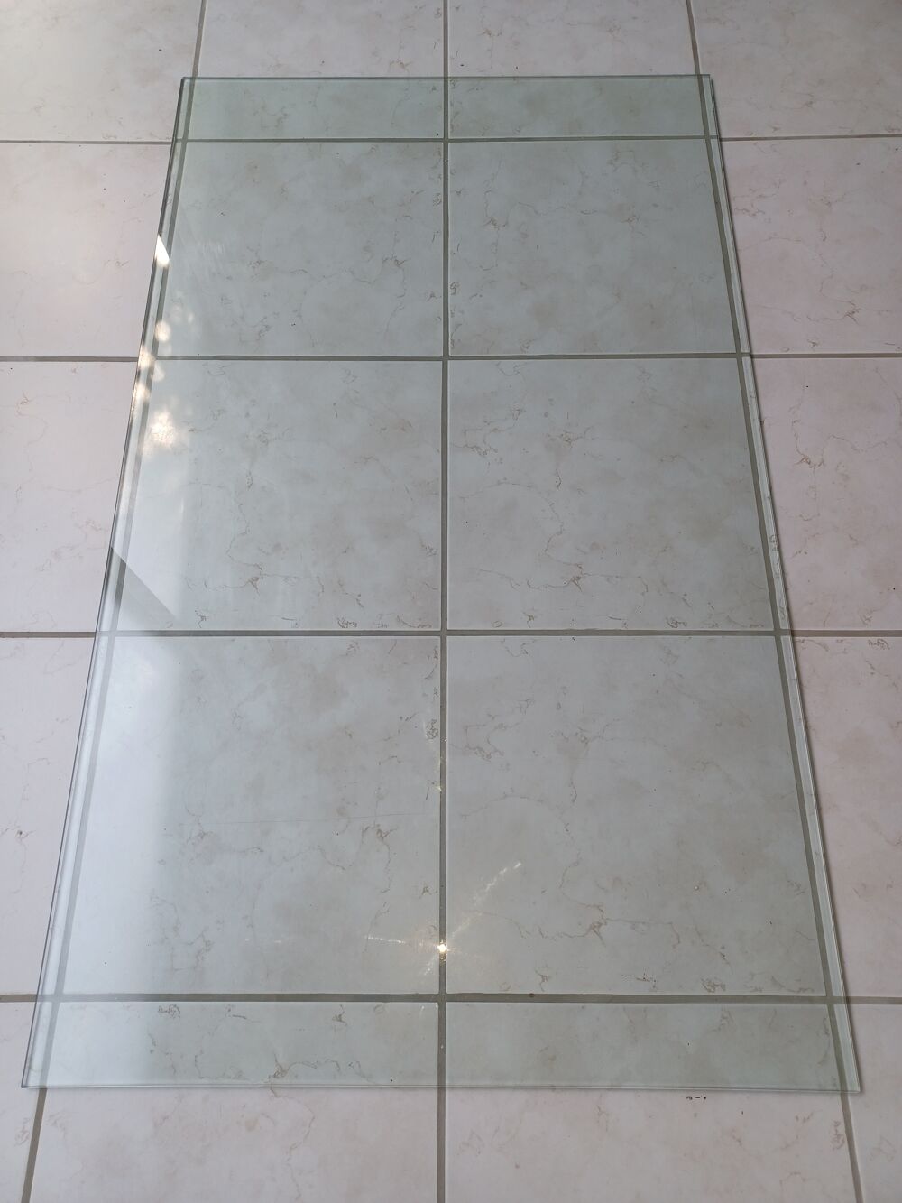 Plateau ou table en verre tremp&eacute; Décoration