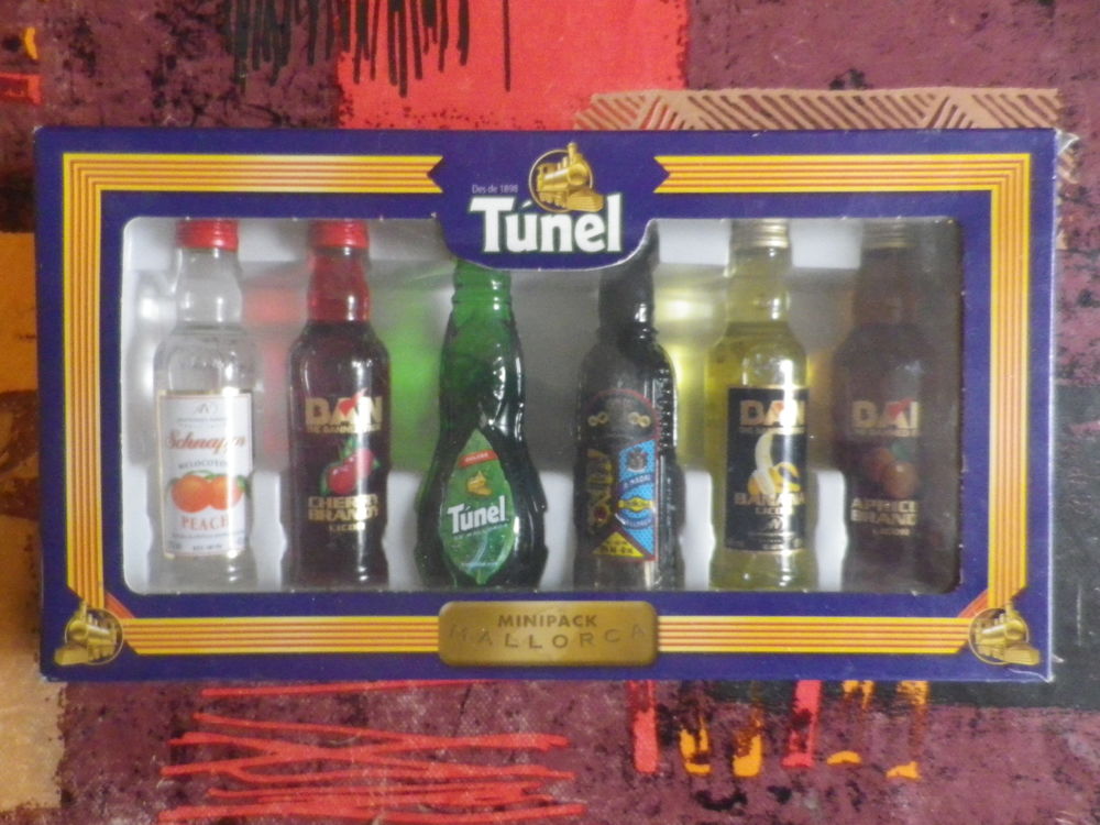 6 MINIATURES DE LIQUEURS MALLORCA TUNEL Cuisine