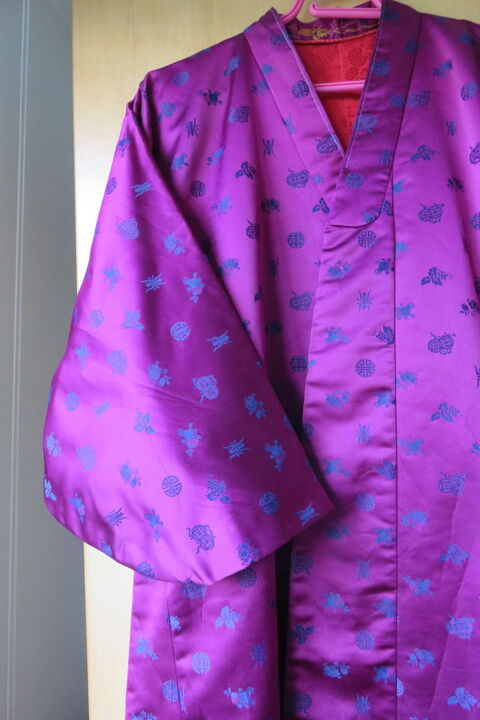 Kimono  traditionnel neuf soie 125 Bordeaux (33)