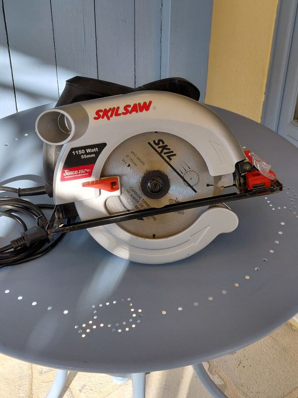SCIE CIRCULAIRE SKIL SAW 1.150 WATTS Bricolage