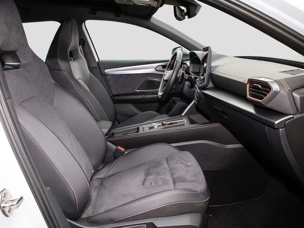 Leon Sportstourer eHybrid 272 ch DSG6 VZ 2025 occasion 38440 Saint-Jean-de-Bournay