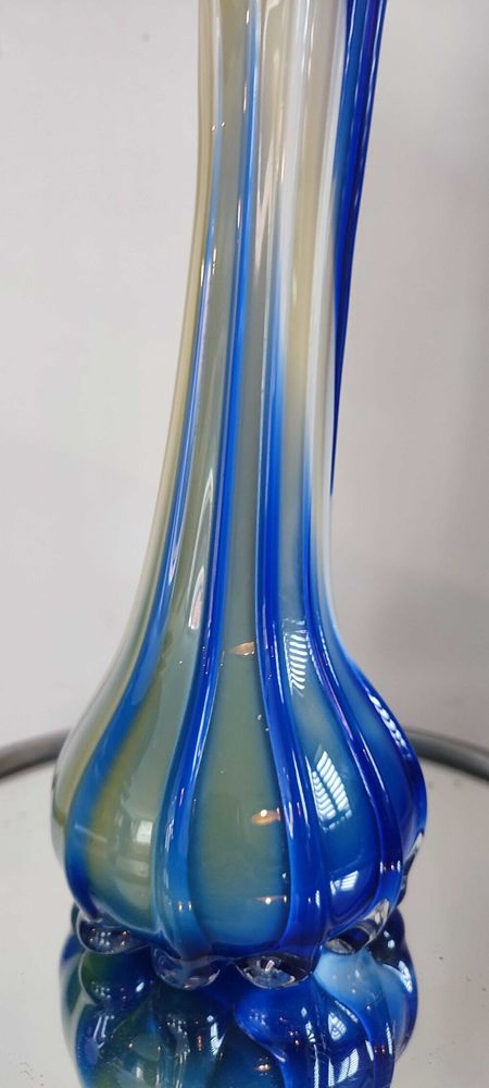 Vase en verre souffl&eacute; Murano Calla Lily ann&eacute;es 60-70 