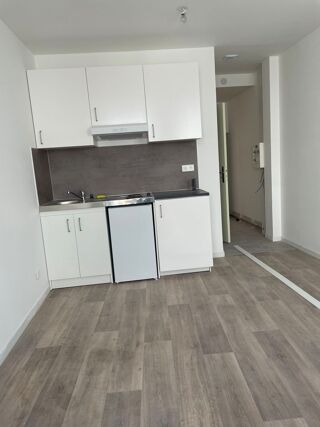  Appartement à louer 1 pièce 20 m²