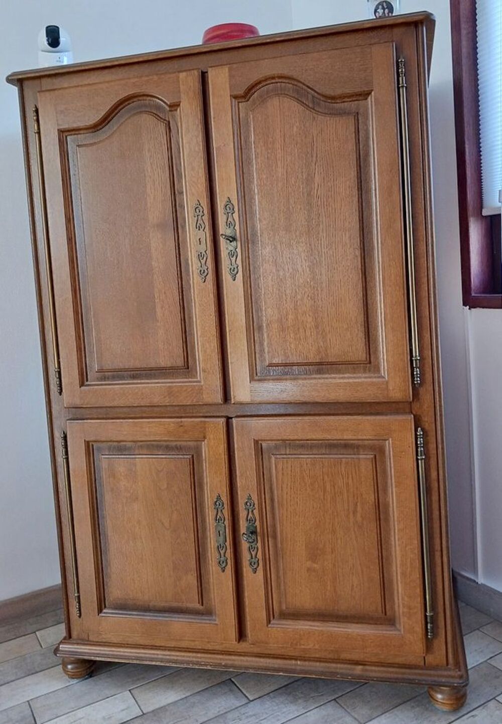 Ensemble de salle &agrave; manger en bois massif Meubles