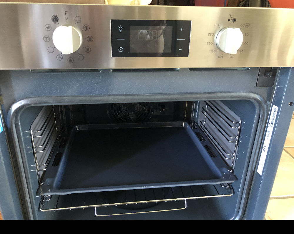 Four Indesit Electroménager
