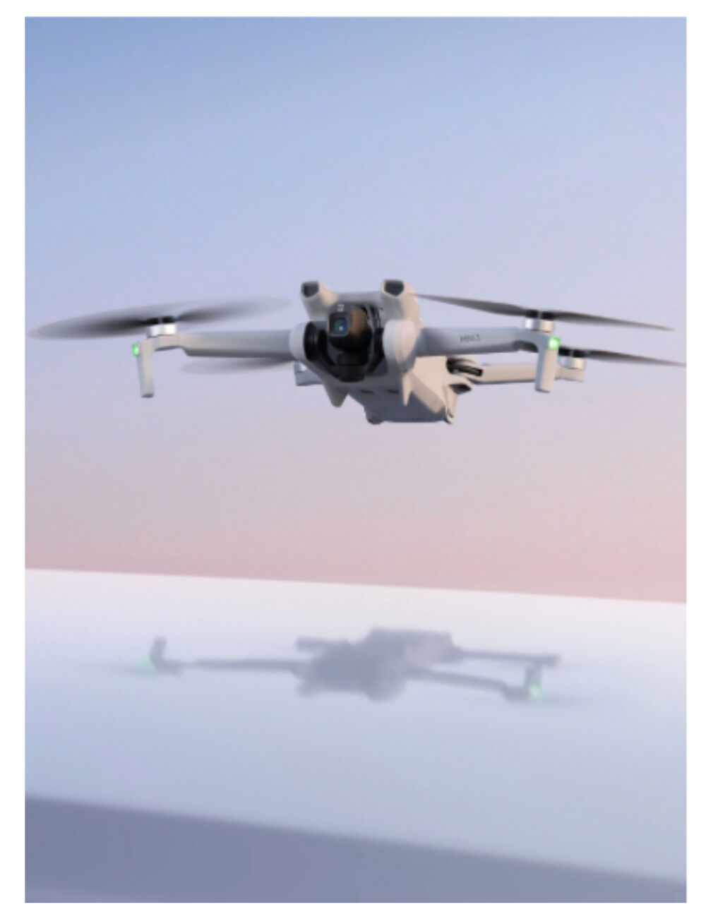 Drone dji mini 3 avec t&eacute;l&eacute;commande neuf Jeux / jouets