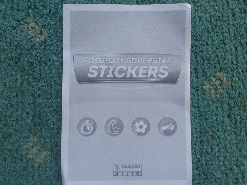 Stickers Panini Family Football Superstar 