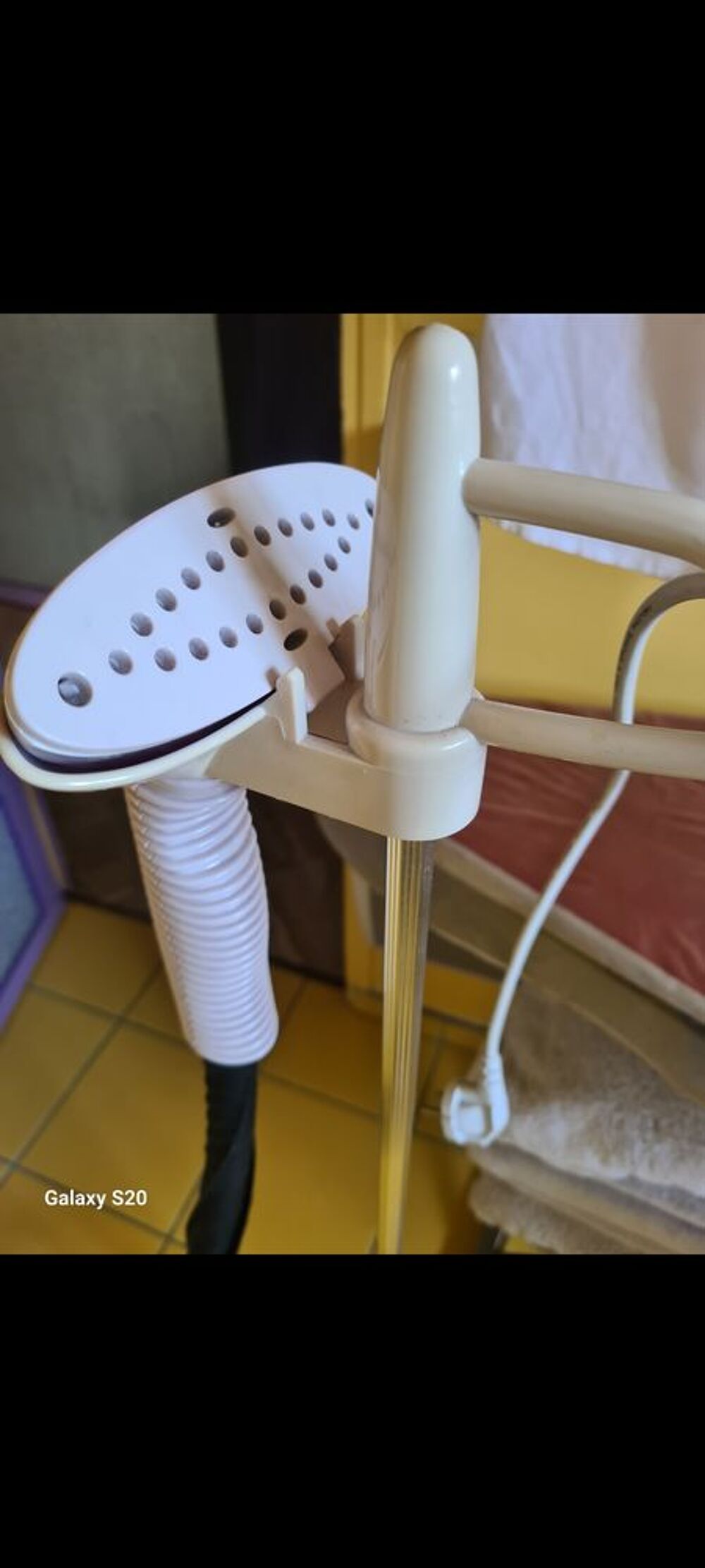 D&eacute;froisseur vapeur TOBY assainissant &eacute;cologique anti-acarien Electroménager
