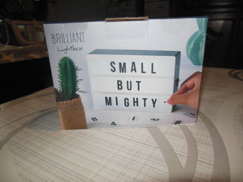 Boite lumineuse Brillant 8 Argenteuil (95)