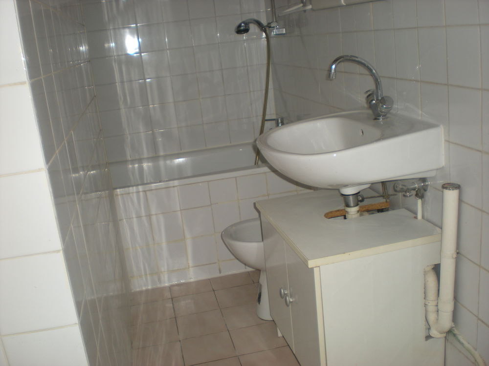 Location Appartement Appartement en . Paris 15