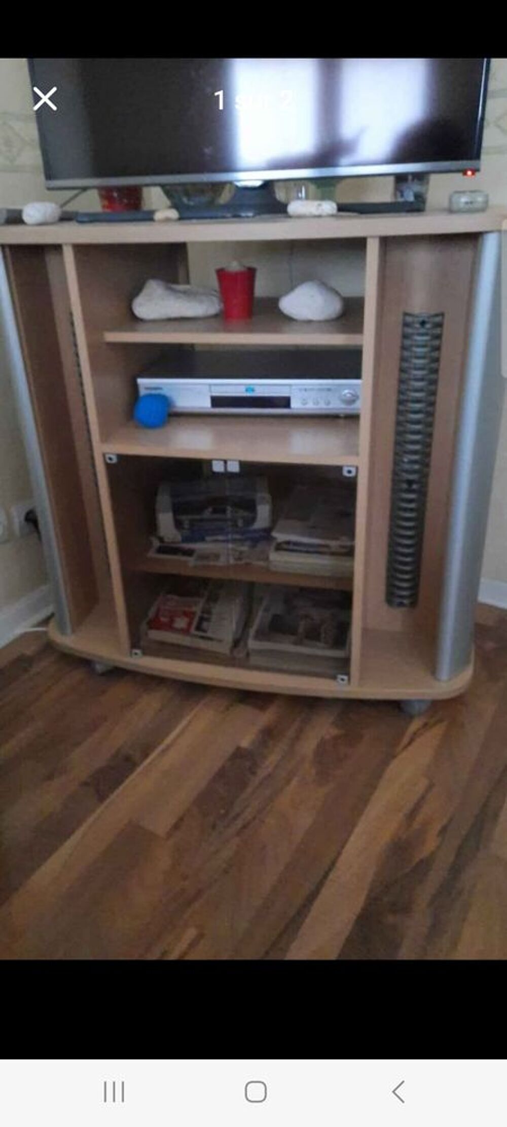 Meuble de t&eacute;l&eacute;vision hauteur 89 largeur 90 bon &eacute;tat &agrave; venir Meubles