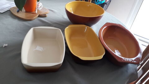 Divers plat en grs tbe. Il y en a plus que sur la photos 10 Plounvez-Modec (22)