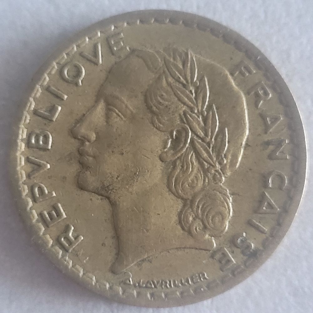 PI&Egrave;CES MONNAIE DE 1941 -1946 