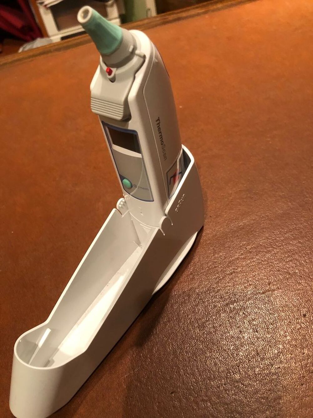 THERMOMETRE Braun Pro LT Thermom&egrave;tre Auriculaire Puériculture