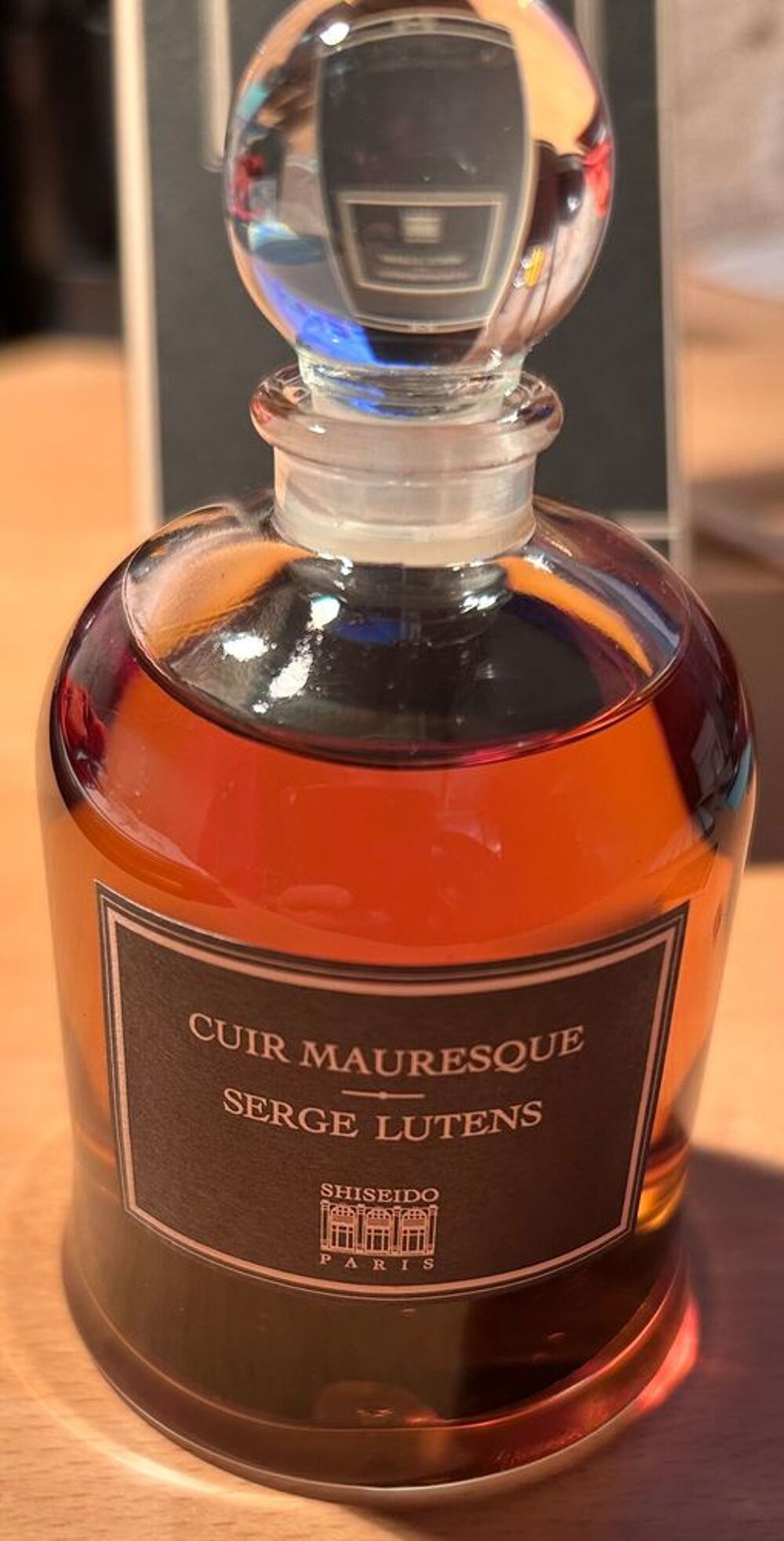 Eau de Parfum Serge Lutens Bijoux et montres