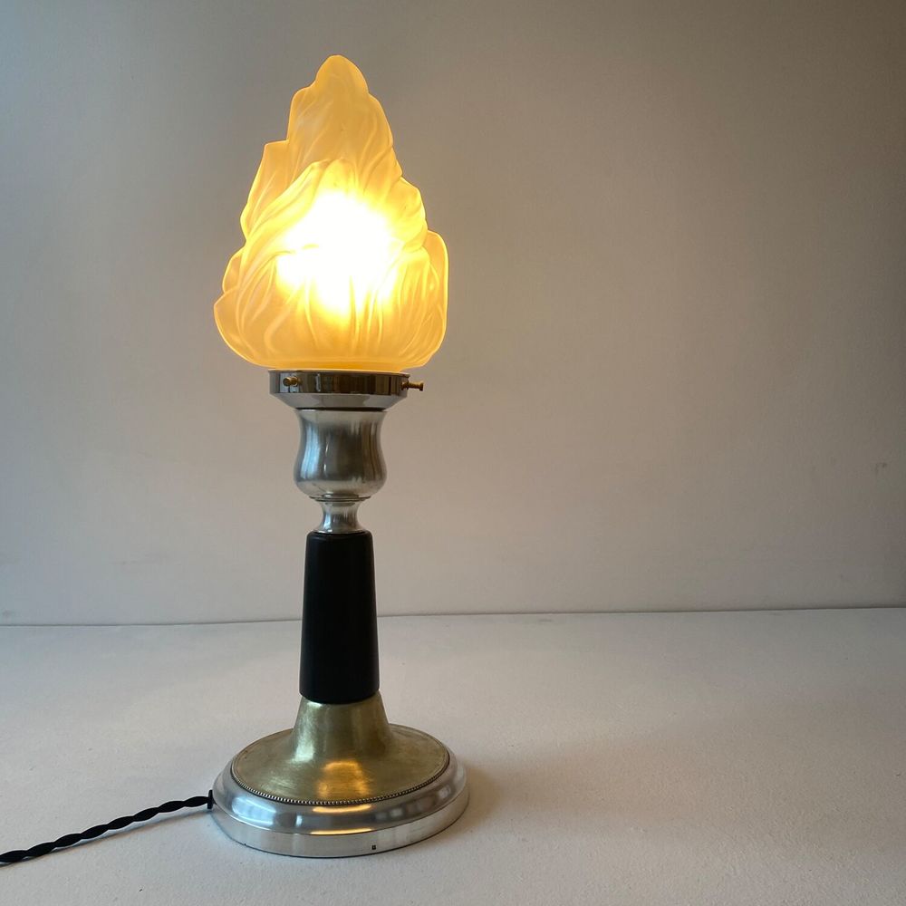 ANCIENNE LAMPE A POSER ART-DECO VINTAGE
Décoration