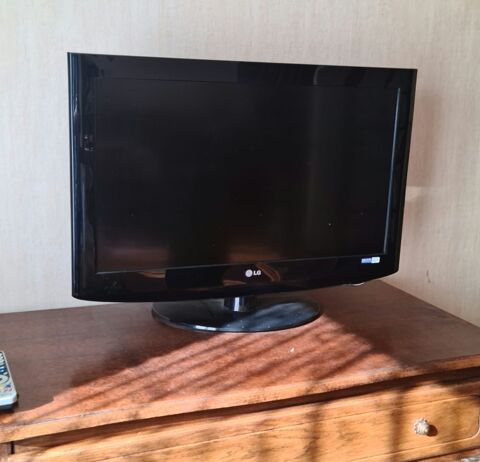 T�l�vision LG diagonale 80 75 Commercy (55)