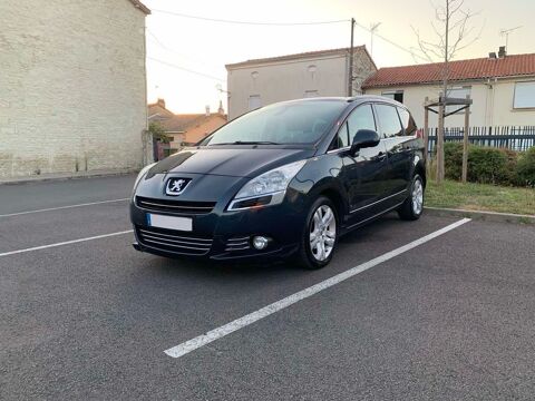 Peugeot 5008 2.0 HDI 163 ch Allure / GPS / Toit Panor