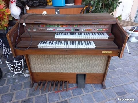 Orgue electronique- elka-orgue d eglise-elka double clavier- 250 Montfermeil (93)