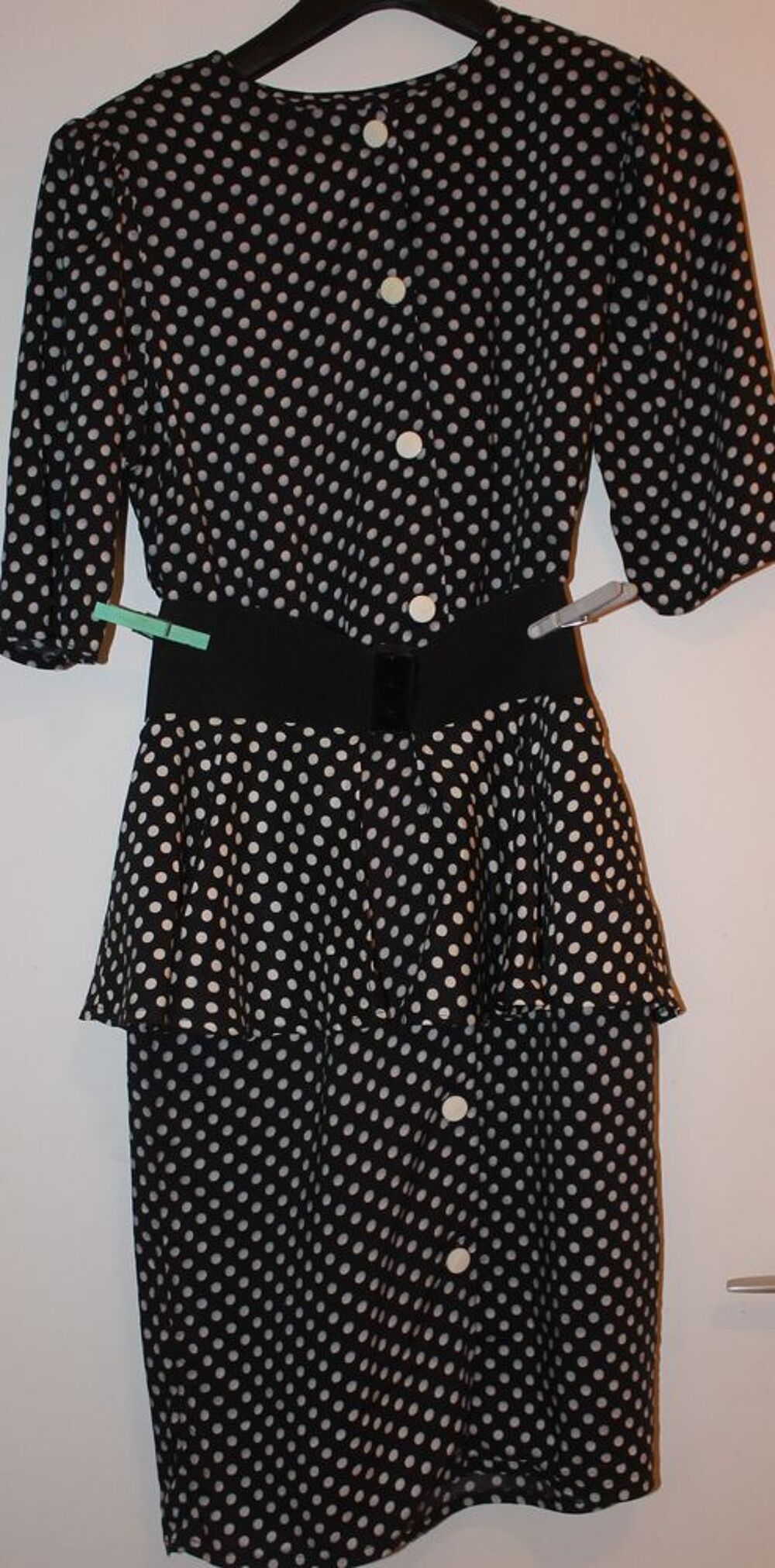Robe noire &agrave; pois blancs Vintage - taille 38/40 Vêtements