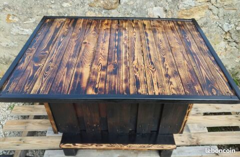 TABLE BASSE FABRICATION BOIS PALETTES AVEC PIEDS . 0 pernay (51)