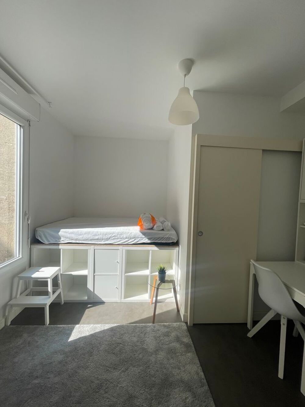 Location Appartement Studio meublé avec internet inclus belles prestations Bordeaux