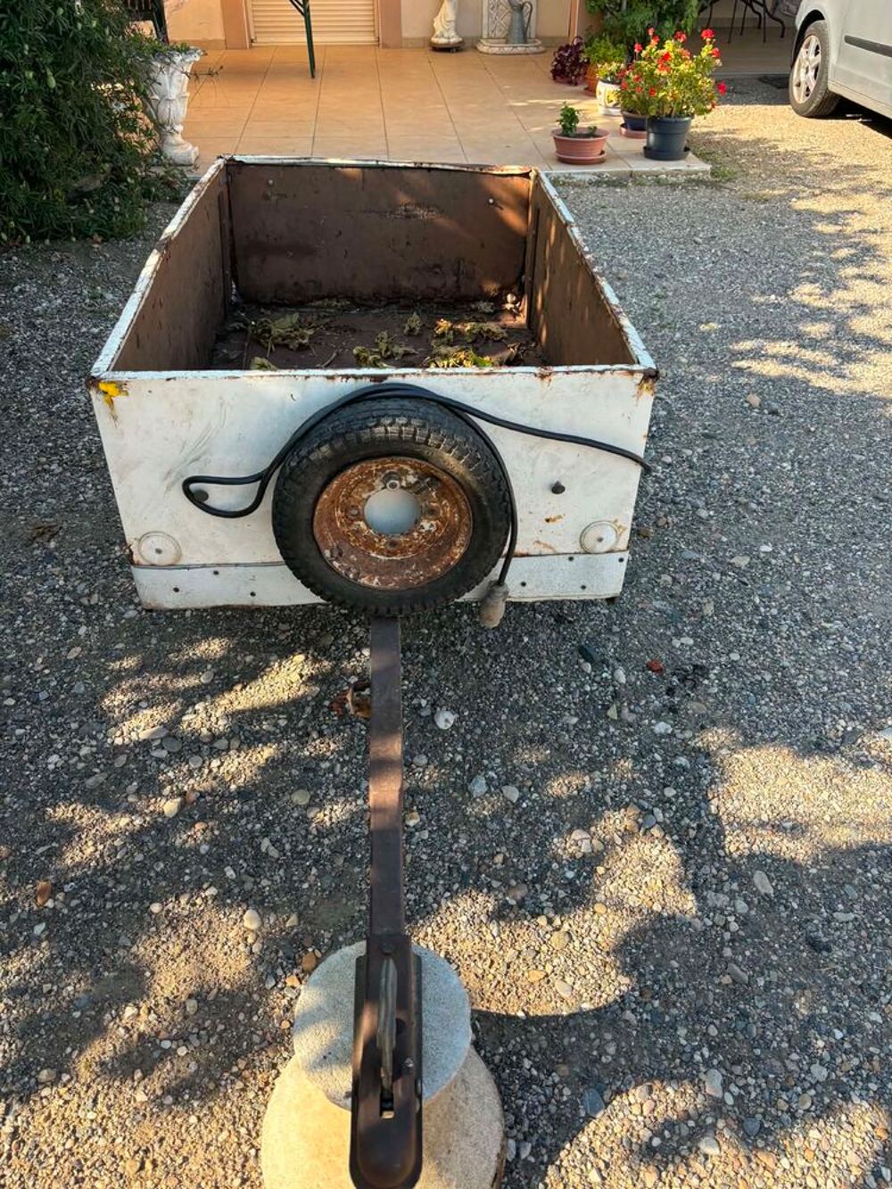 Remorque +/- 400kg &agrave; restaurer Bricolage